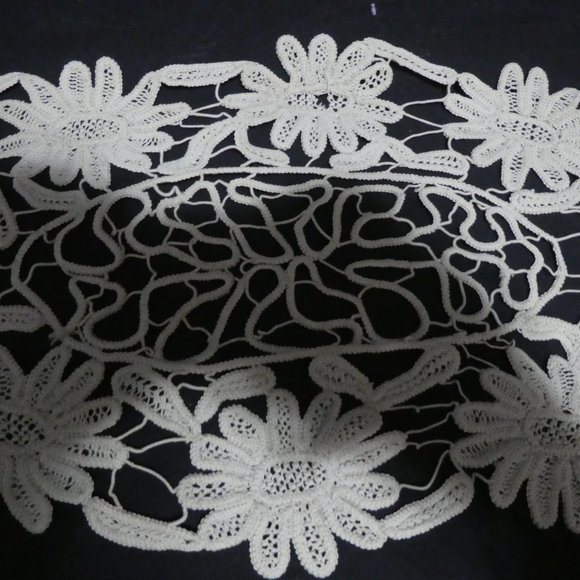 Vintage Handmade Oval Floral Crochet Doily - Picture 1 of 13